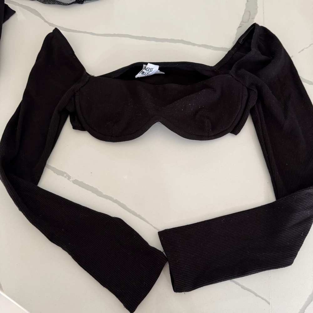 Black Long Sleeve Crop Top Princess Polly